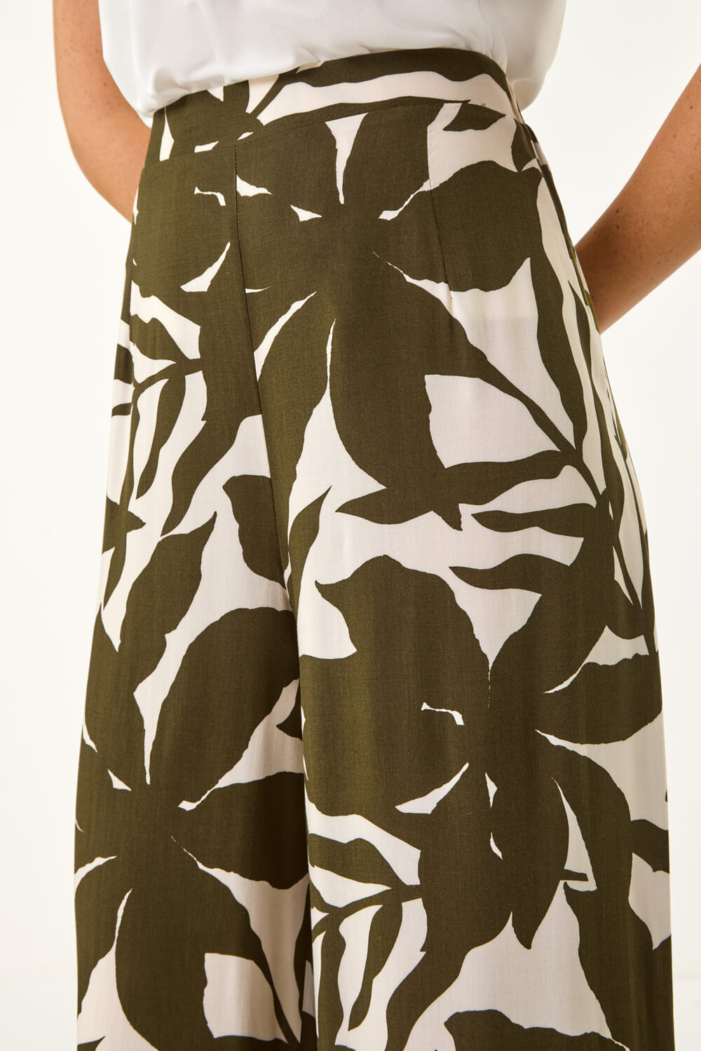 Floral Mono Wide Leg Trouser