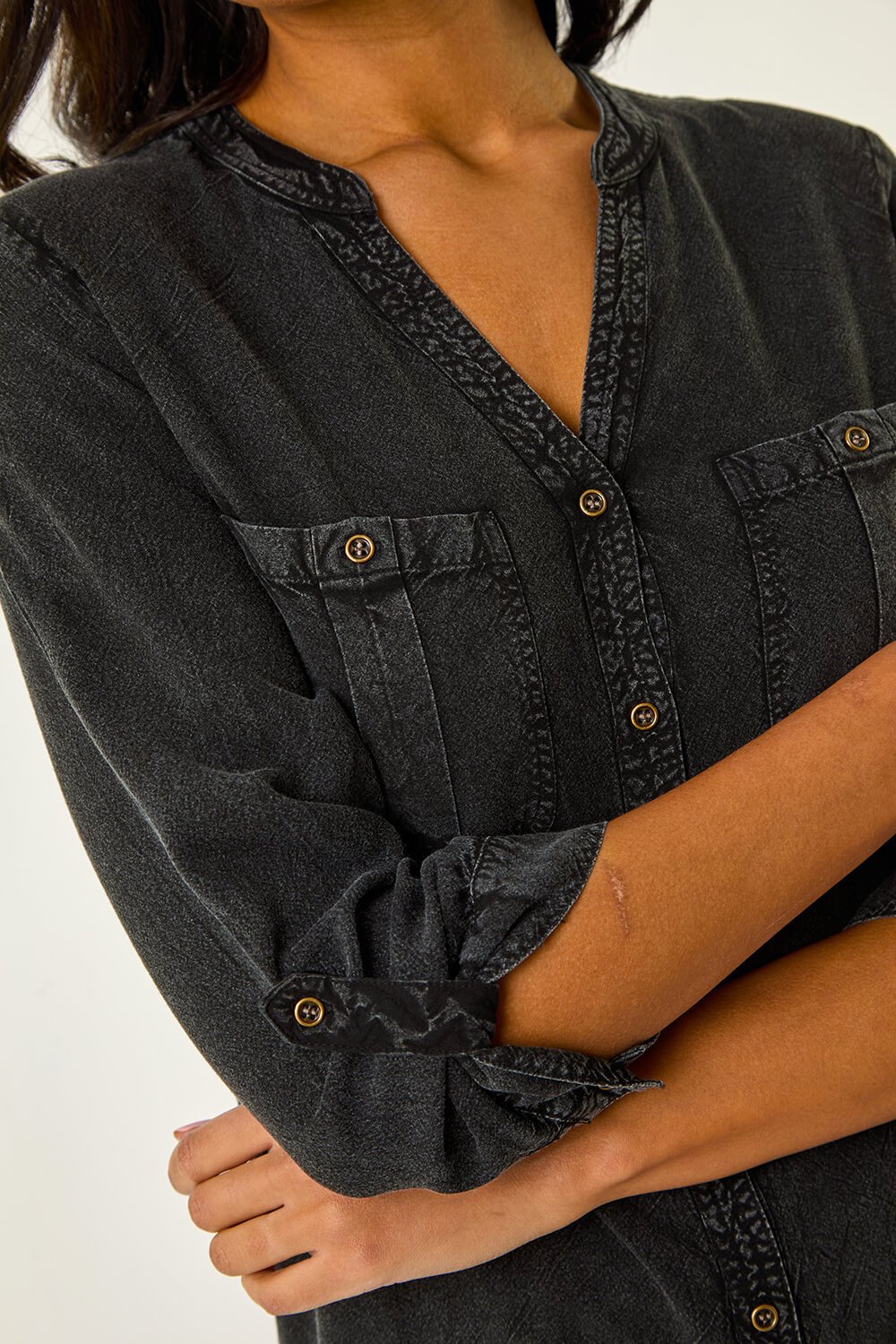 Buttoned Pocket Shirt